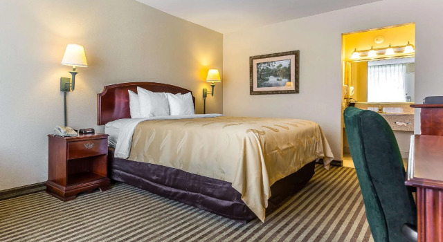Двухместный номер Standard Quality Inn & Suites Georgetown