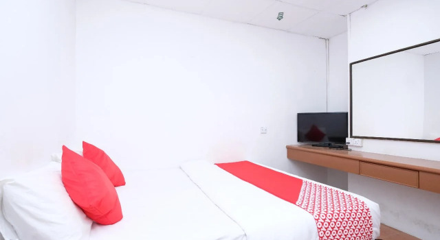 OYO 715 Mr J Hotel Kota Bharu