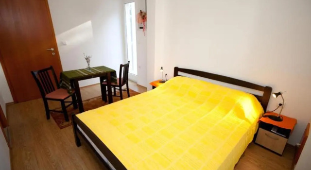 Студия с балконом Apartments Briest