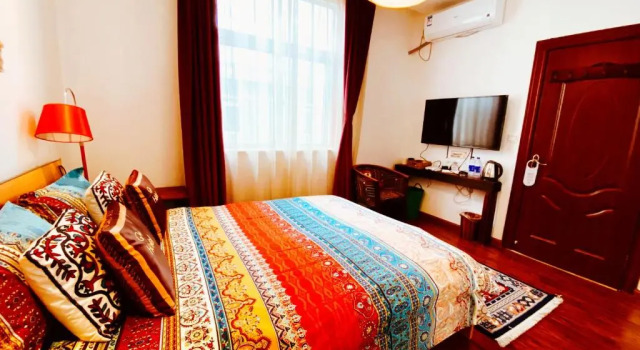Номер Superior Shangri-la Linglong Inn