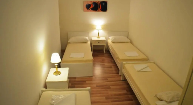 Studio apartment Negi, Prenota Appartamento Splitska 