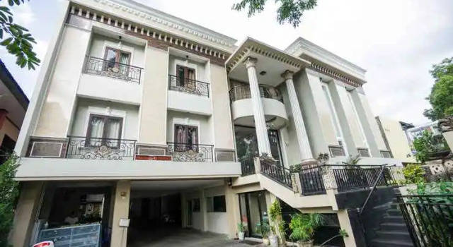 Fa 123 Family Residence