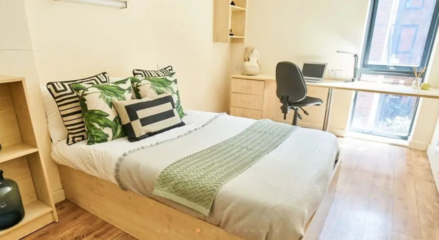 Vibrant Rooms-SHEFFIELD - Hostel, Rezervasyon Pansiyon / Hostel Yorkshire Moors hosteller, Pansiyon / Hostel