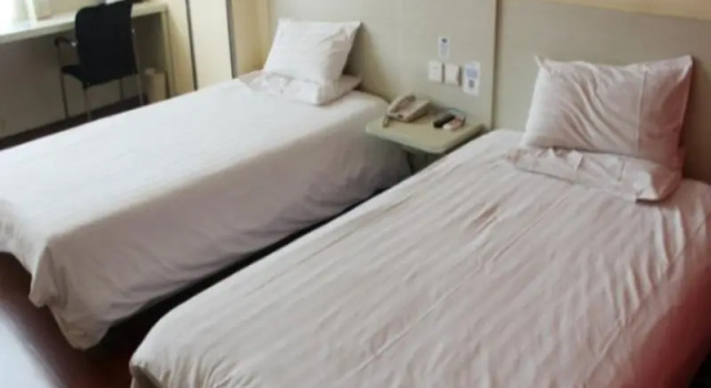 Hanting Hotel Xuzhou Railway Station, Prenota Hotel Xuzhou Jiangsu