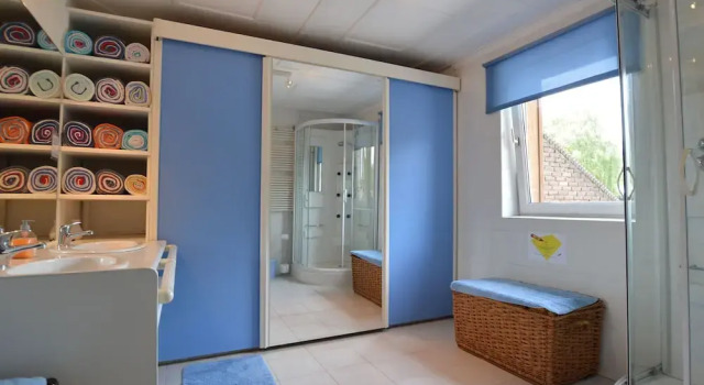 Holiday Home in a Very Quiet Residential Area of Heerlen, Book Hotel Heerlen Parkstad