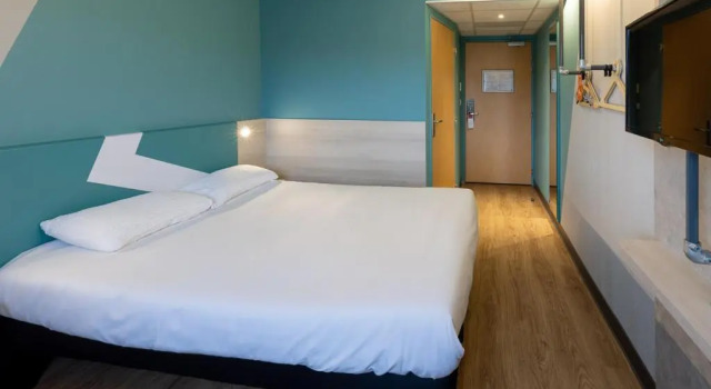 Двухместный номер Standard ibis Budget Millau Viaduc
