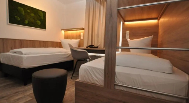 Трёхместный номер Standard Hotel Perlach Allee by Blattl