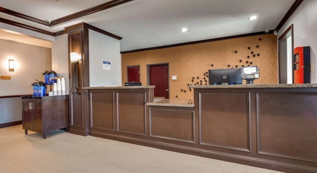 Comfort Inn & Suites, Book Hotel Hoteller i Carthage med pool, Swimmingpool
