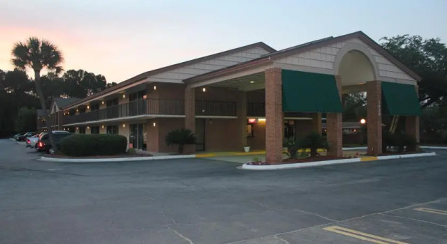 Stay Inn And Suites, Prenota Hotel Valdosta Georgia