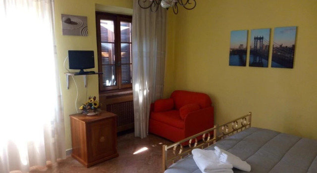 La Meridiana 2016, Prenota Hotel Sangiano Lombardia