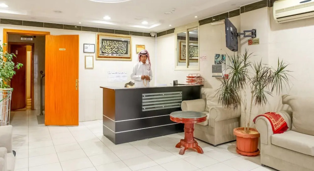OYO 492 Rose Plaza For Housing Units, Забронировать Отель Отели Абха с завтраком, рядом с Agrab Market, Завтраки