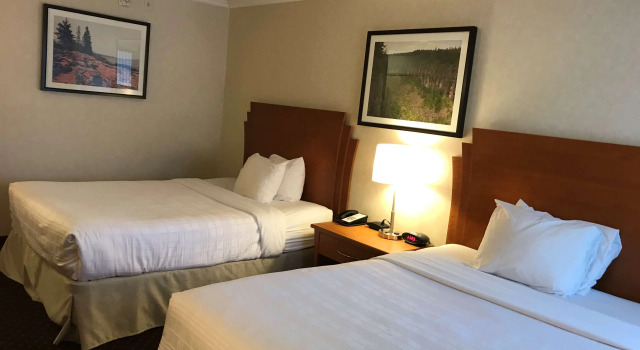 Четырёхместный номер Standard Best Western Thunder Bay Crossroads