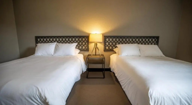 Двухместный номер Standard с видом на бассейн The Highlander Hotel, Ascend Hotel Collection