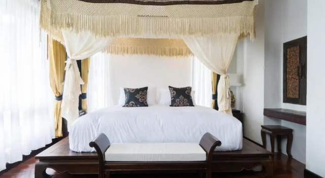 Полулюкс Shinnabhura Historic Boutique Hotel