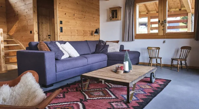 Beautiful Luxury Chalet Veyon With Incredible Views
