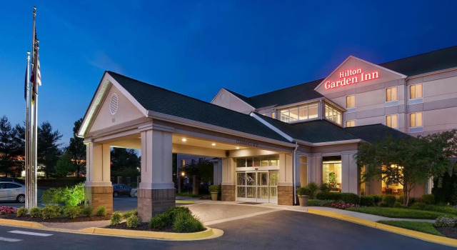 Кровать в общем номере Hilton Garden Inn Annapolis