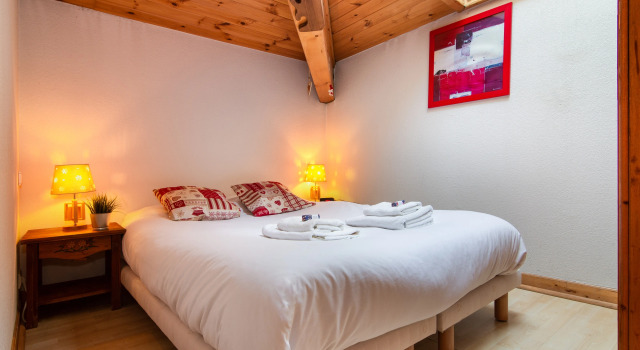 Résidence Le Cristal - Lognan 8, Prenota Appartamento Hotel a Alvernia con parcheggio, Parcheggio