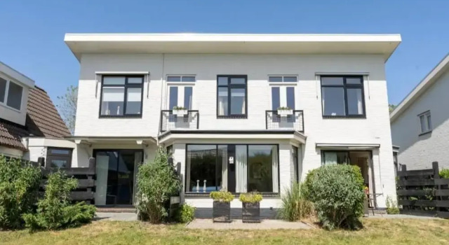 Апартаменты Comfort Spacious 2 Persons Apartment