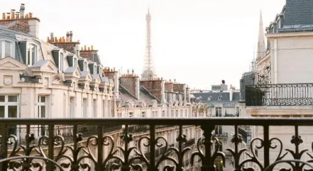 Трёхместный номер Standard с красивым видом из окна Grand Powers Hotel