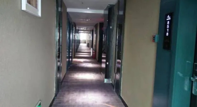Tianyuanqu Xiangfulou Hotel (Tianyuan District Future Yun Branch)