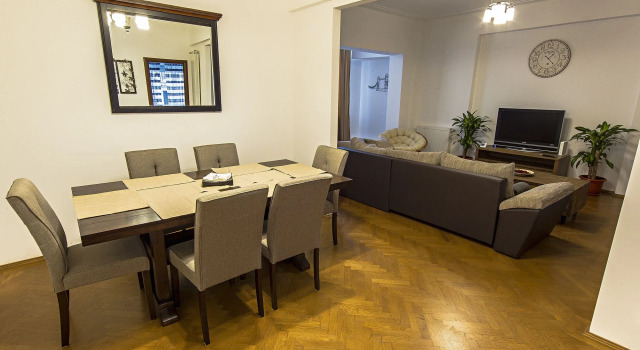 Athenee Residence 1, Забронировать Отель Сектор 1 Бухарест, рядом с Музей коллекций произведений искусства