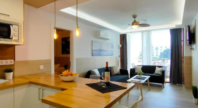 Коттедж Stylish Friendly Holiday Home