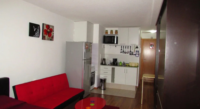Well-located Studio with a Balcony