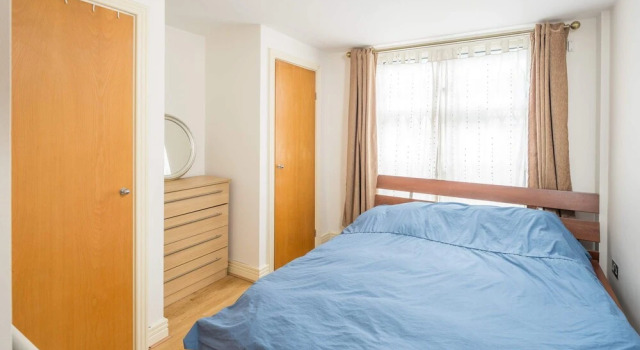 ALTIDO Homely 1-bed Flat in Queensway, West London