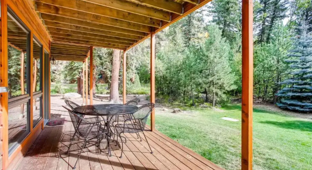 Люкс с видом на сад Estes Park Condos