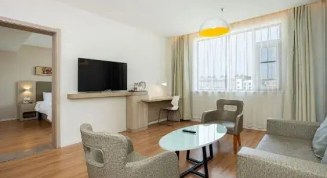Двухместный люкс HanTing Hotel (Xiangcheng People's Square)