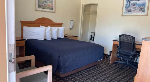 Номер Economy Riverside Inn & Suites Santa Cruz