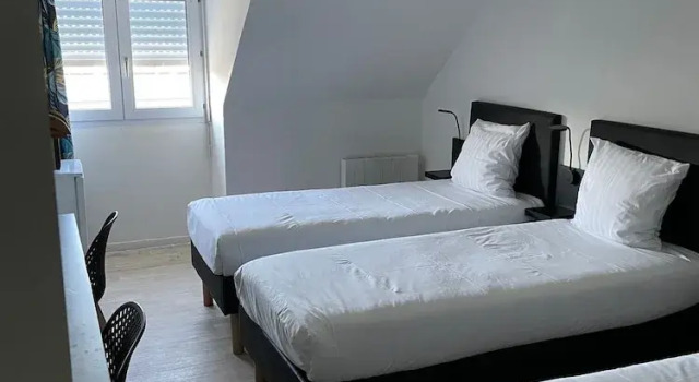 Номер Comfort Brit Hotel Cherbourg