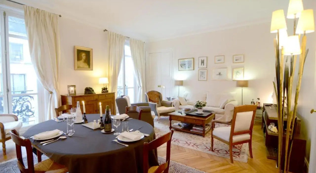 Apart Inn Paris - Iena Champs-Elyses, Забронировать Отель 16-й округ: Пасси Париж, рядом с Passerelle Debilly