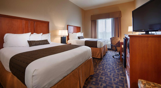 Четырёхместный номер Standard Comfort Inn & Suites Schulenburg