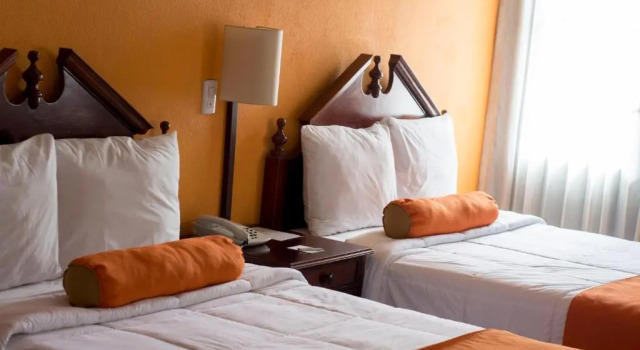 Трёхместный номер Standard Hotel Royal Palace
