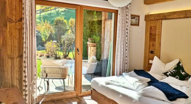 Апартаменты Alpine Mountain Chalet