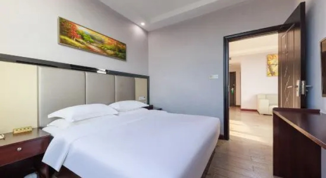 Люкс Guangzhou Zengcheng Royal View Hotel (Xintang Shapu Branch)