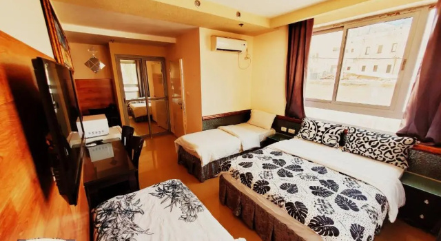 Четырёхместный номер Standard Aladdin Hotel Beer Sheva