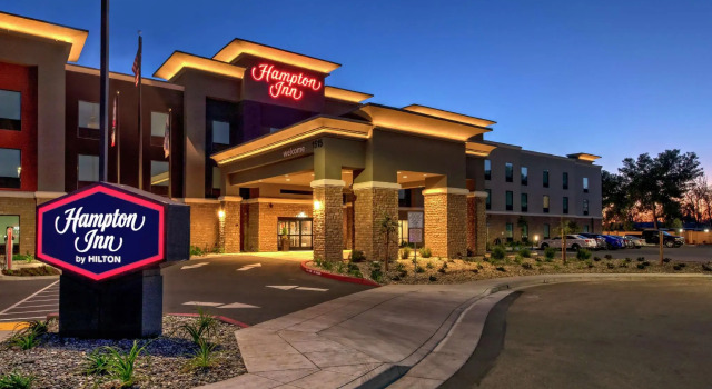 Hampton Inn Fresno Airport