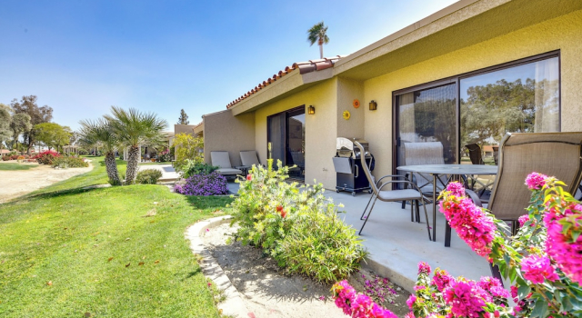 Апартаменты Furnished Patio + Resort Pools: Palm Desert Condo