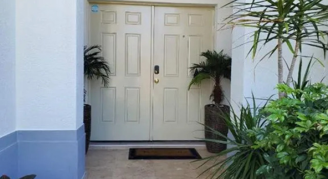 2 Private Cabanas with a private Pool and outdoor kitchen