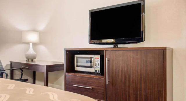 Standard Zimmer Quality Inn Pooler - Savannah I-95