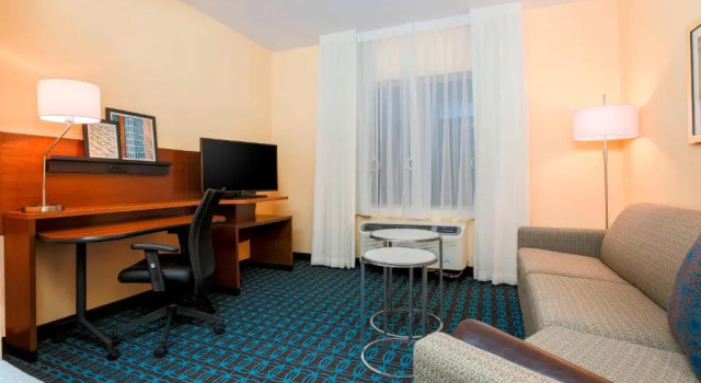 Четырёхместная студия Fairfield Inn & Suites Pleasanton
