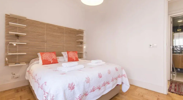 Garden House in Alvalade, Забронировать Отель Бизнес-отели Лиссабона, рядом с Алвалади, 4* 5*