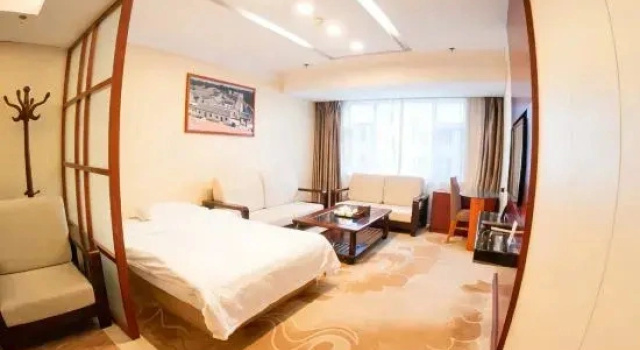 Люкс Business Taoyuan Hotel