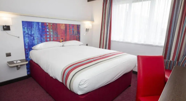 Двухместный номер для людей с ограниченными возможностями Ramada Milton Keynes