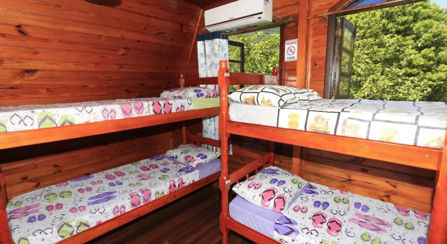 Chalé da Praia Pousada & Hostel, Забронировать Хостел Отели штата Рио-де-Жанейро с завтраком, Завтраки