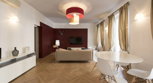 F3 Plein centre plage à 50 m (rue calme) parking possible, Забронировать Отель Сен-Рафаэль Mimosa Road