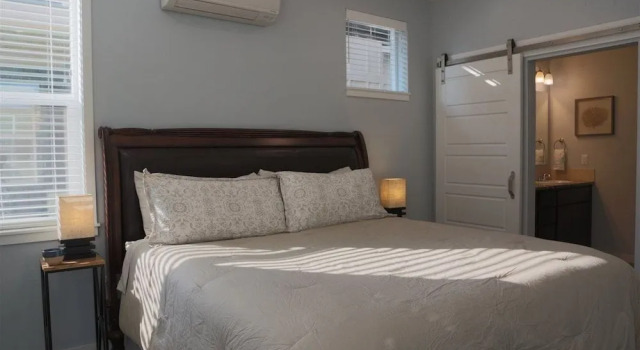 Smart-designed 2 Bed/2 Bath Home, Reservar Hotel Garden City Idaho