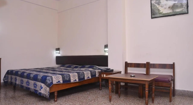 Gautam Hotel